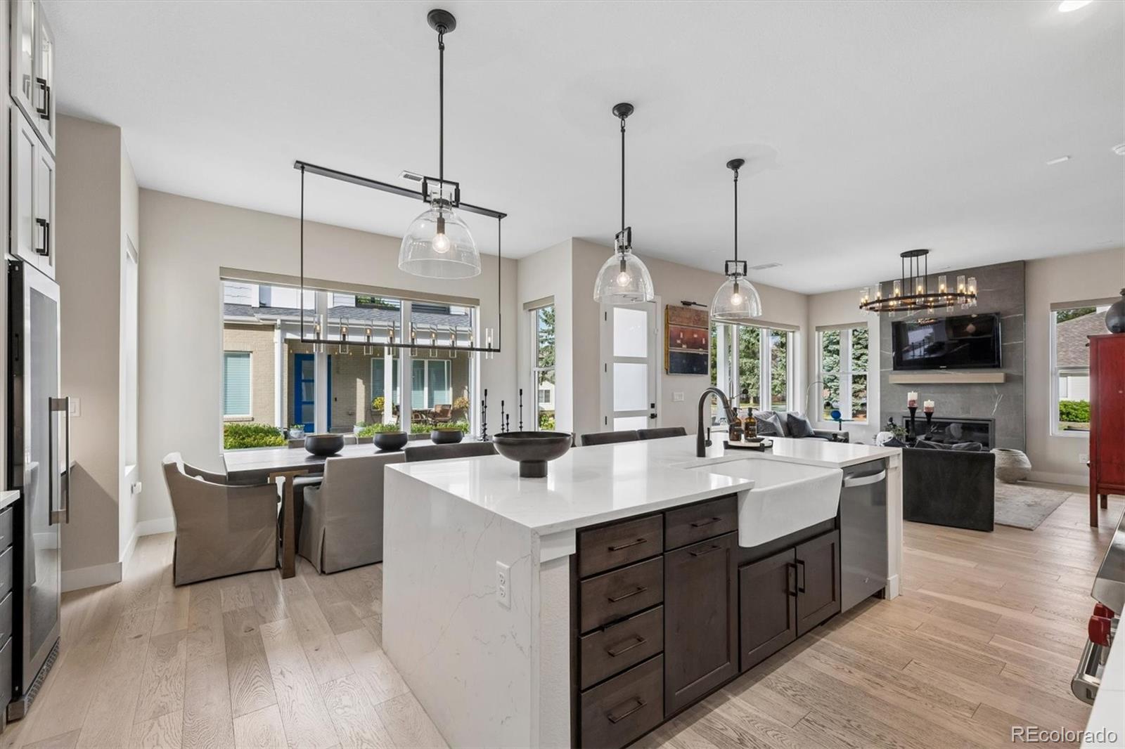 MLS Image #13 for 888 s valentia street,denver, Colorado