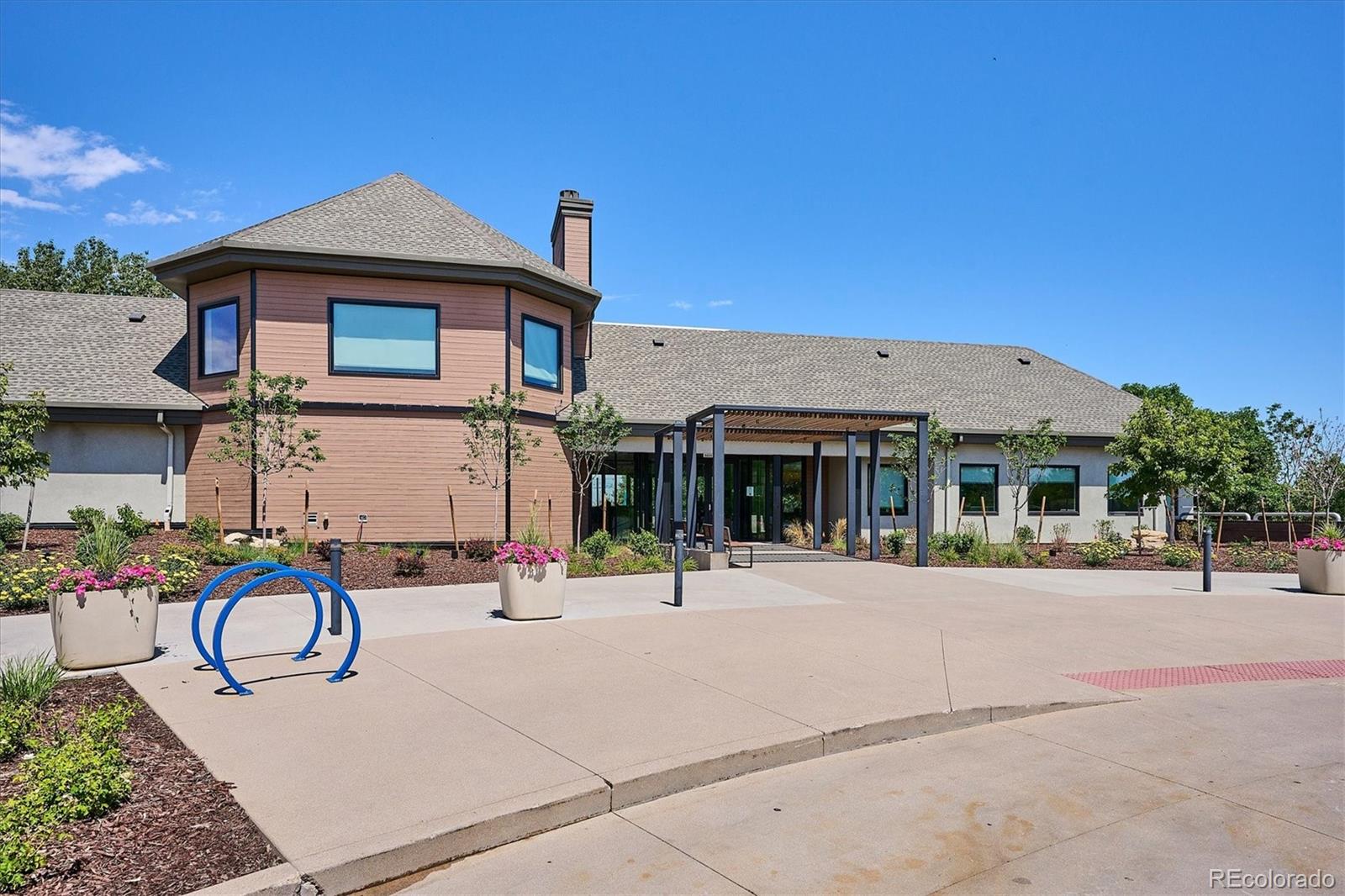 MLS Image #39 for 888 s valentia street,denver, Colorado