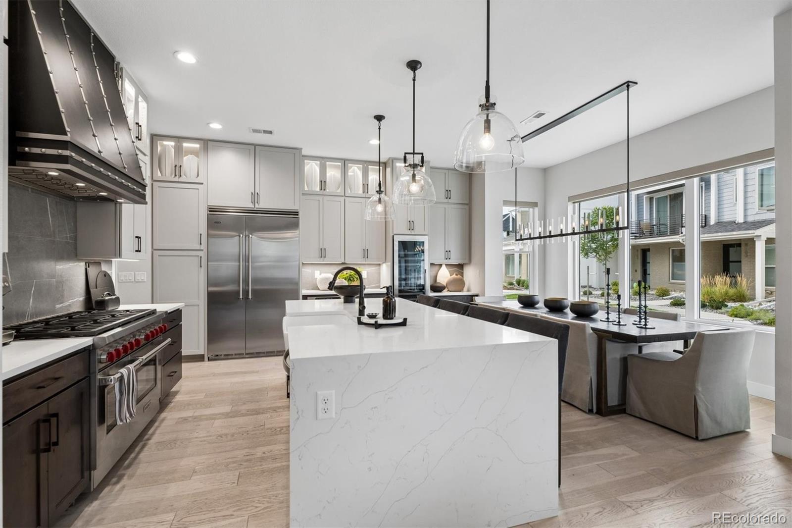 MLS Image #9 for 888 s valentia street,denver, Colorado