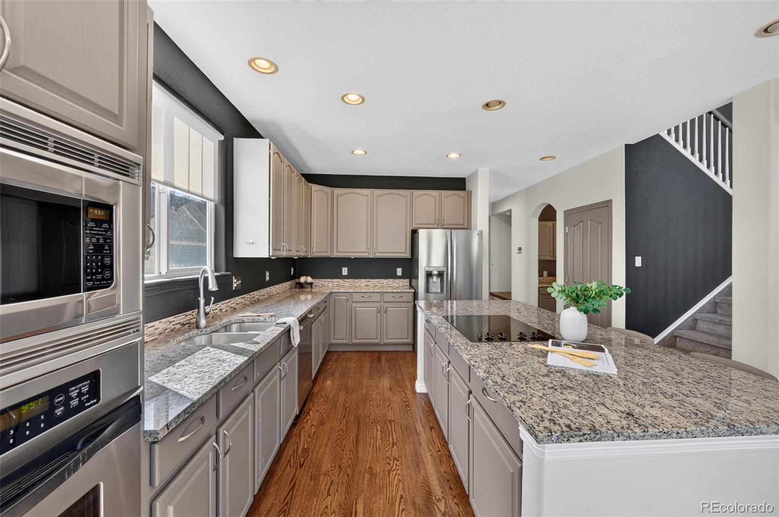 MLS Image #17 for 7282 s rome street,aurora, Colorado