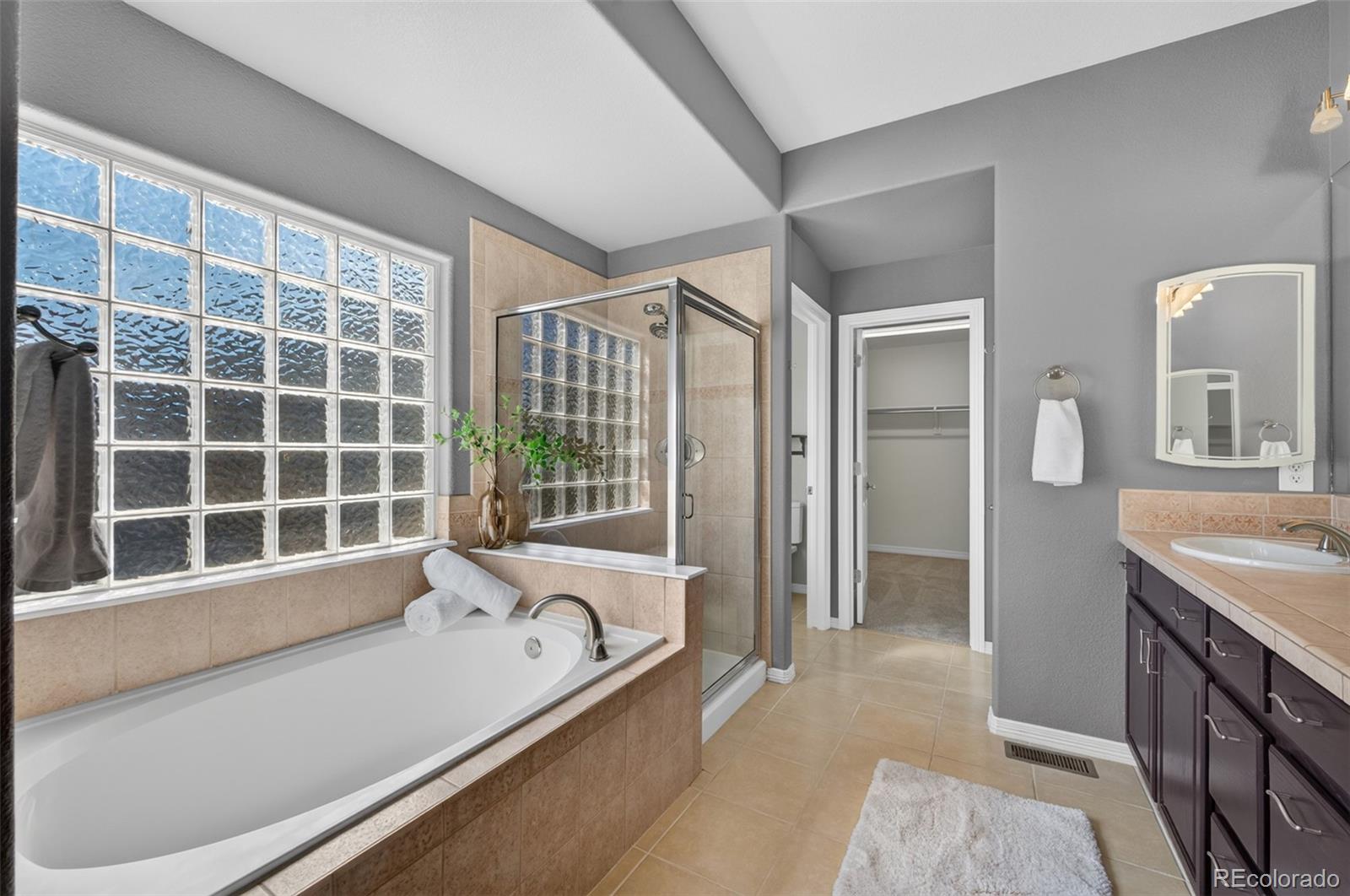 MLS Image #25 for 7282 s rome street,aurora, Colorado