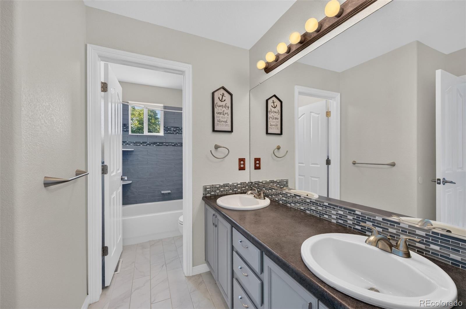 MLS Image #30 for 7282 s rome street,aurora, Colorado