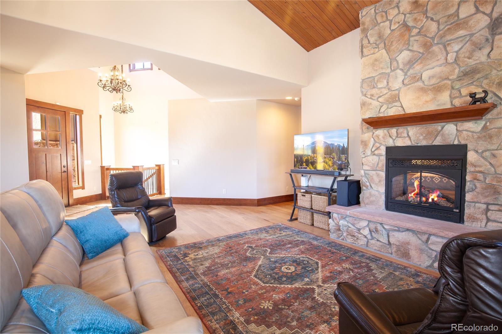 MLS Image #5 for 84  snow peak court,dillon, Colorado