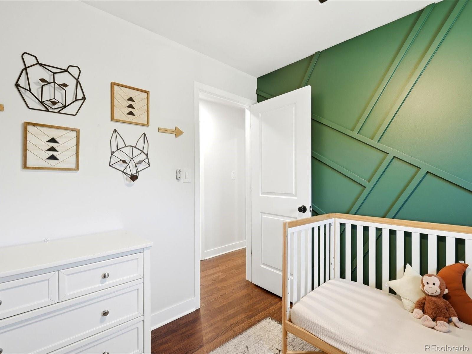 MLS Image #11 for 1700 s irving street,denver, Colorado