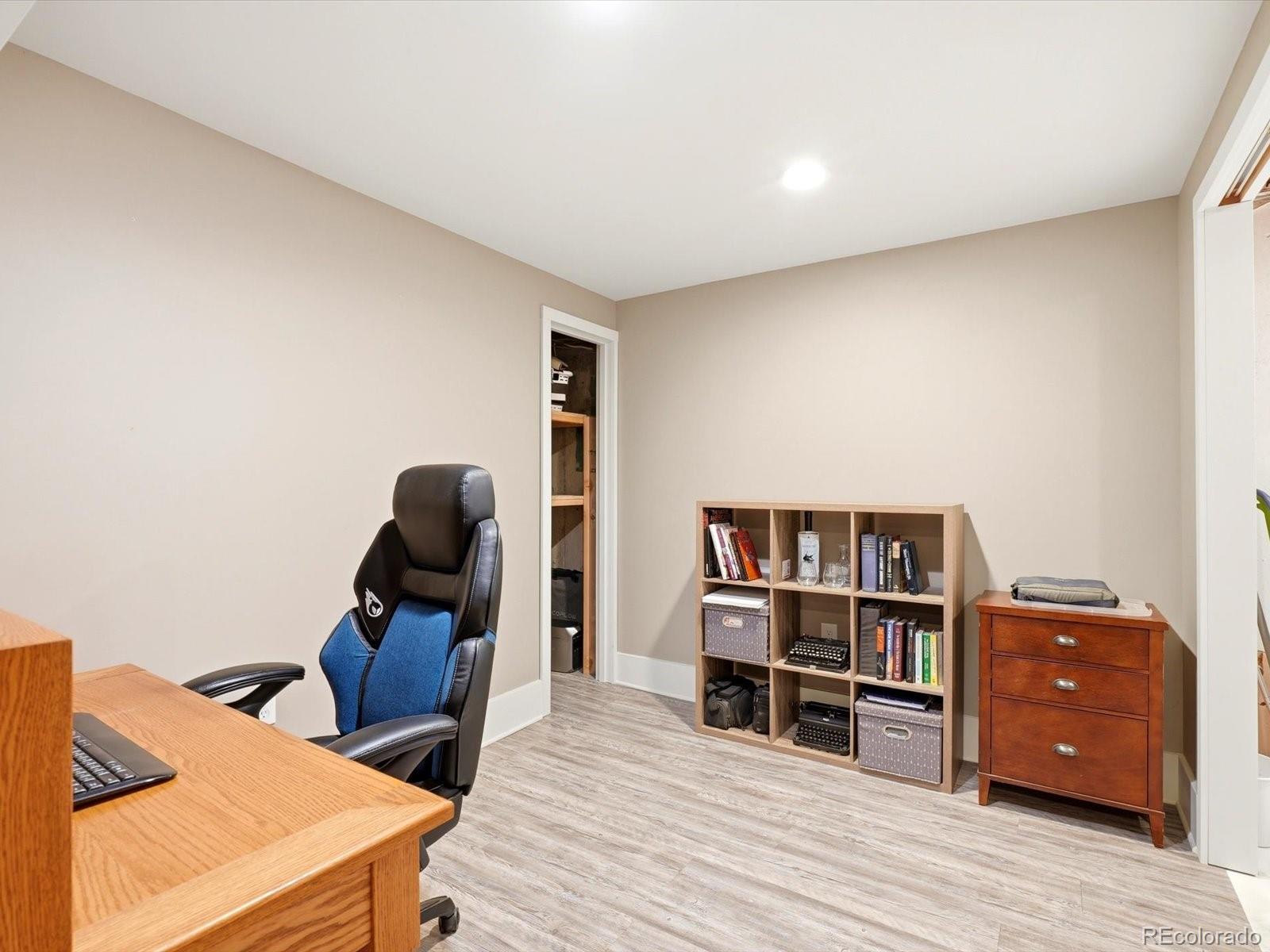 MLS Image #21 for 1700 s irving street,denver, Colorado