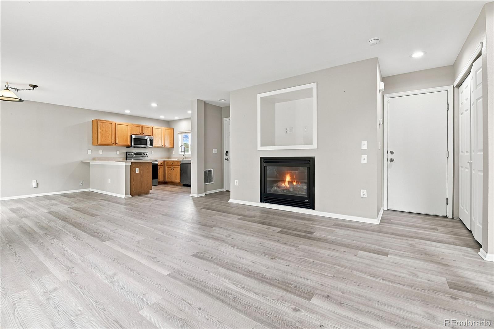 MLS Image #3 for 4221  beautiful circle,castle rock, Colorado