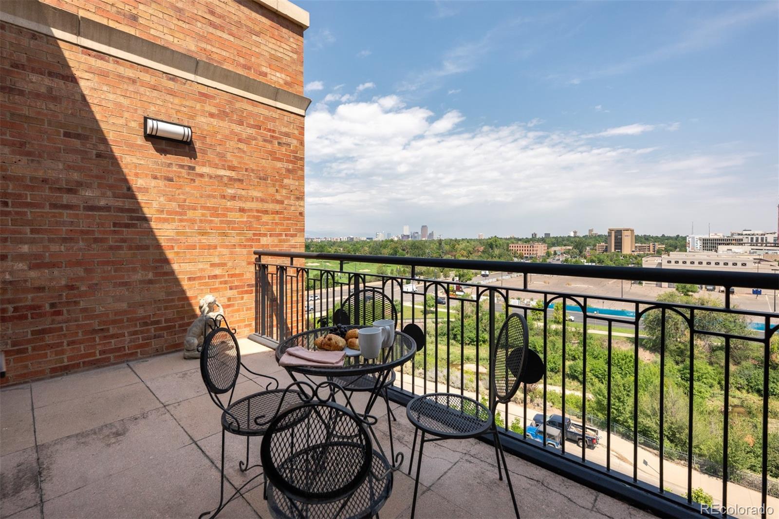 MLS Image #11 for 2400 e cherry creek south drive,denver, Colorado