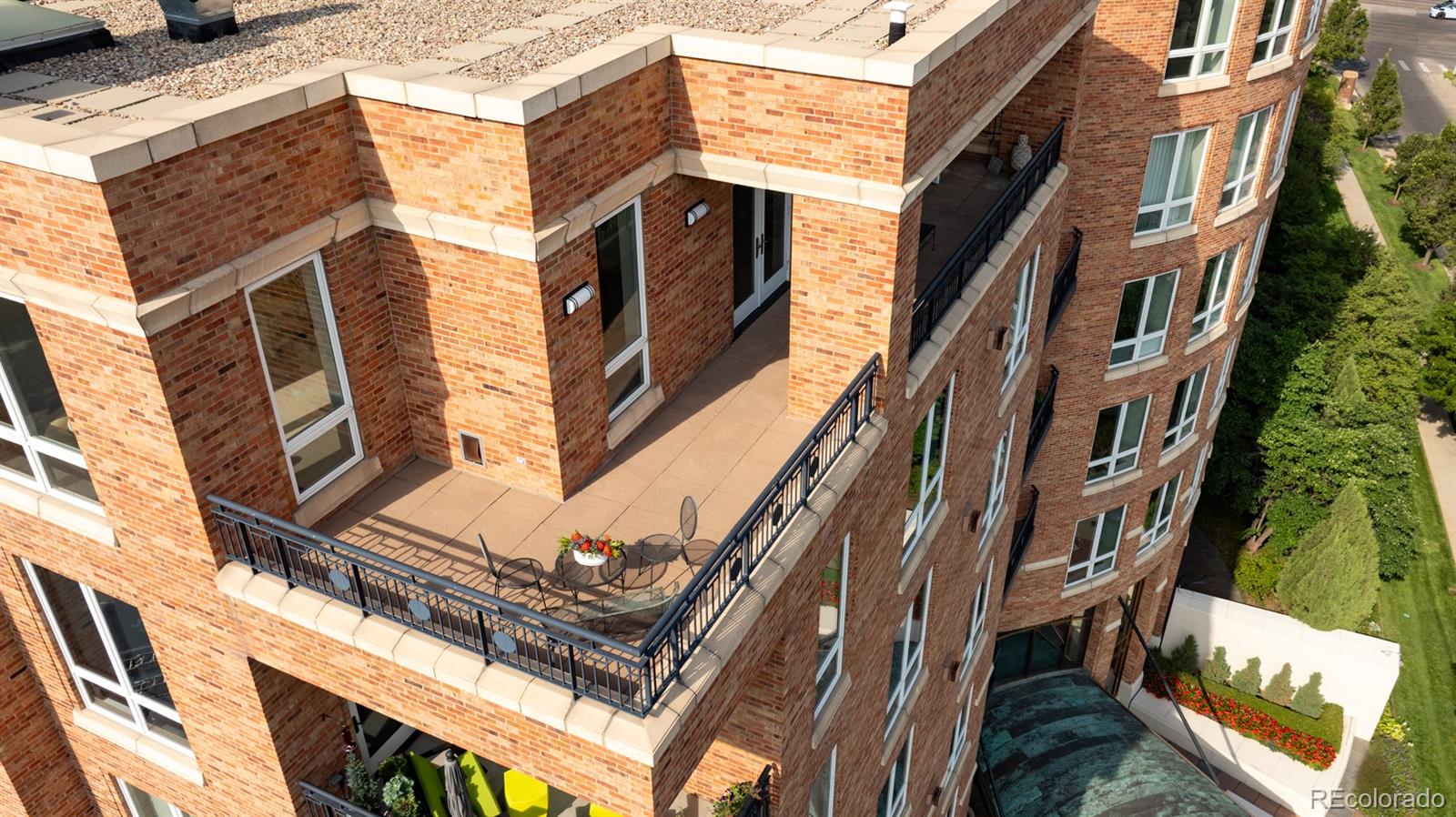 MLS Image #19 for 2400 e cherry creek south drive,denver, Colorado