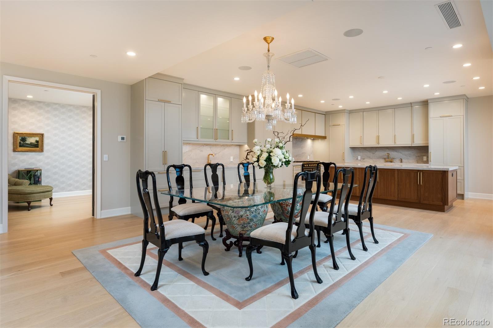 MLS Image #7 for 2400 e cherry creek south drive,denver, Colorado