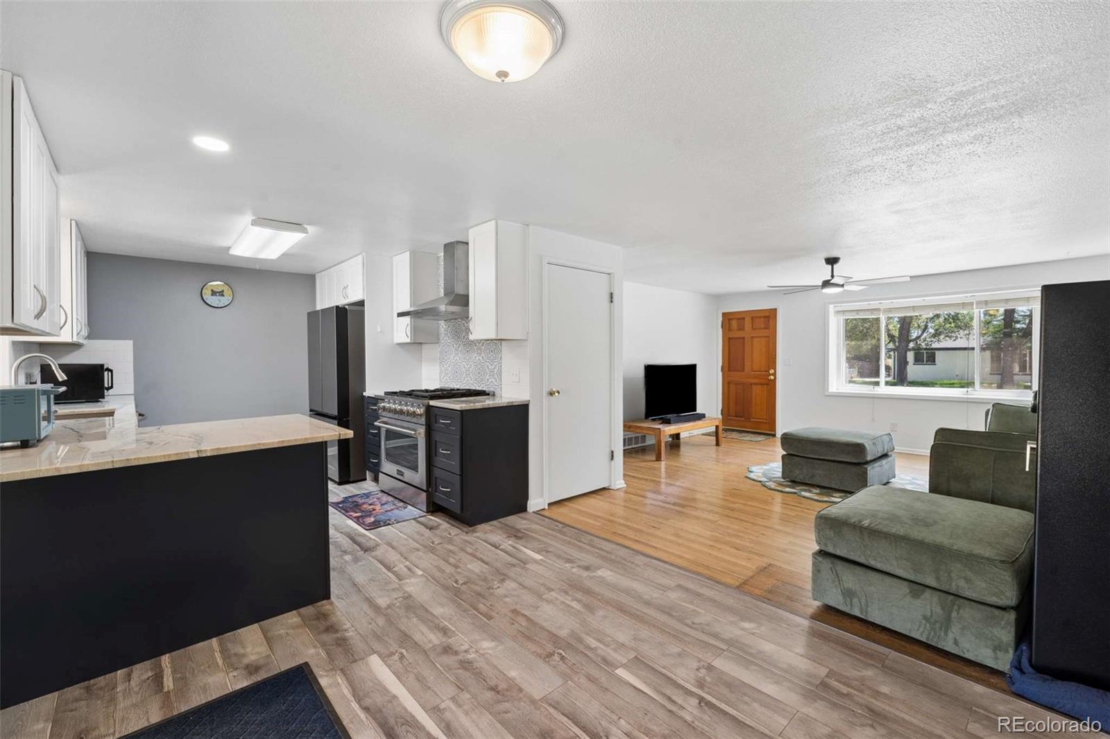 MLS Image #13 for 957 e 9th avenue,broomfield, Colorado