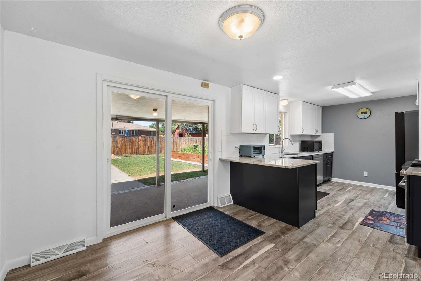 MLS Image #14 for 957 e 9th avenue,broomfield, Colorado