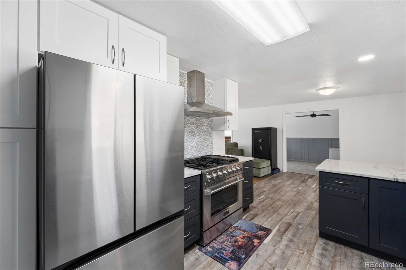 MLS Image #17 for 957 e 9th avenue,broomfield, Colorado