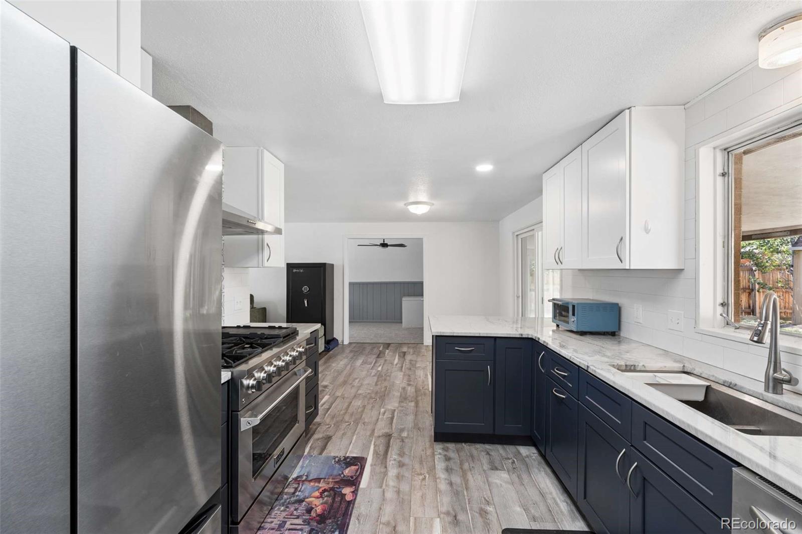MLS Image #18 for 957 e 9th avenue,broomfield, Colorado