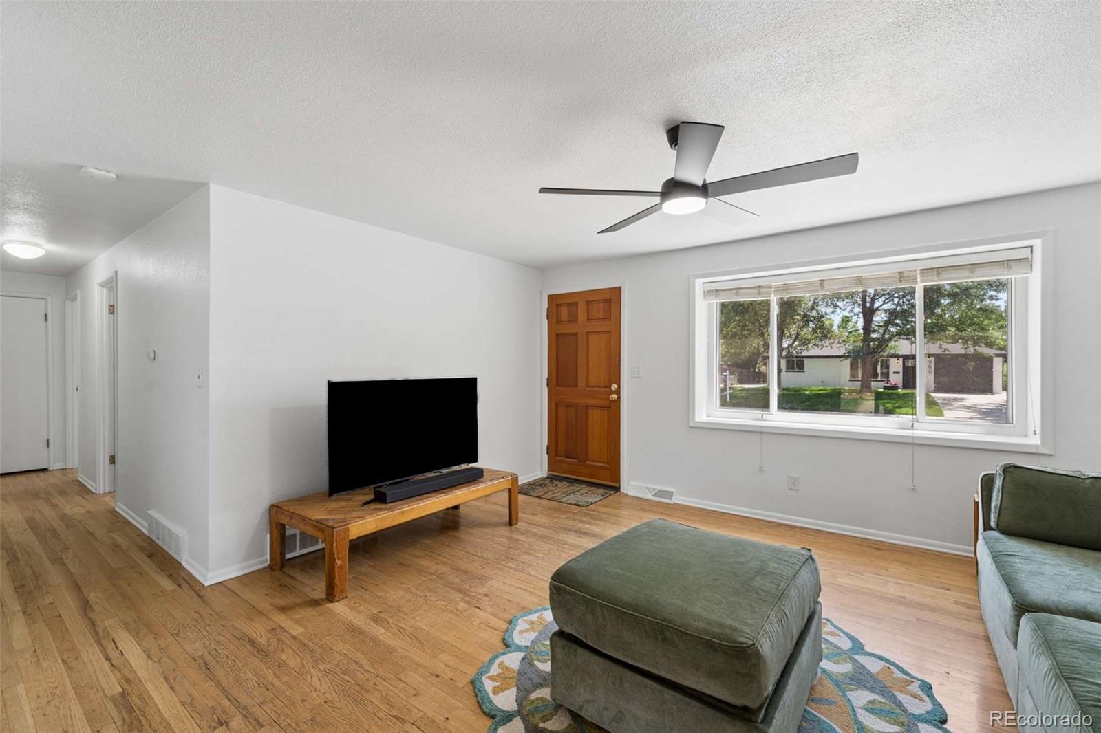 MLS Image #8 for 957 e 9th avenue,broomfield, Colorado