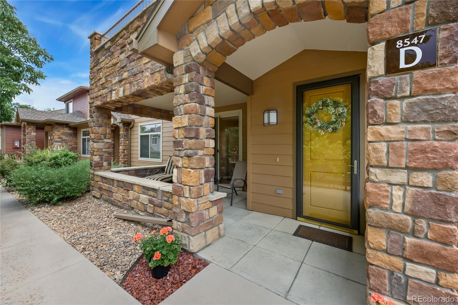 MLS Image #1 for 8547  gold peak drive,littleton, Colorado