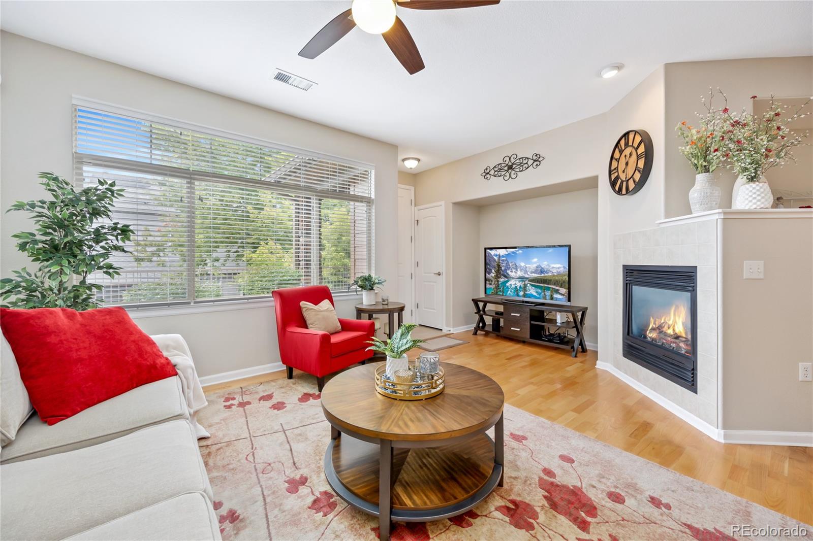 MLS Image #3 for 8547  gold peak drive,littleton, Colorado