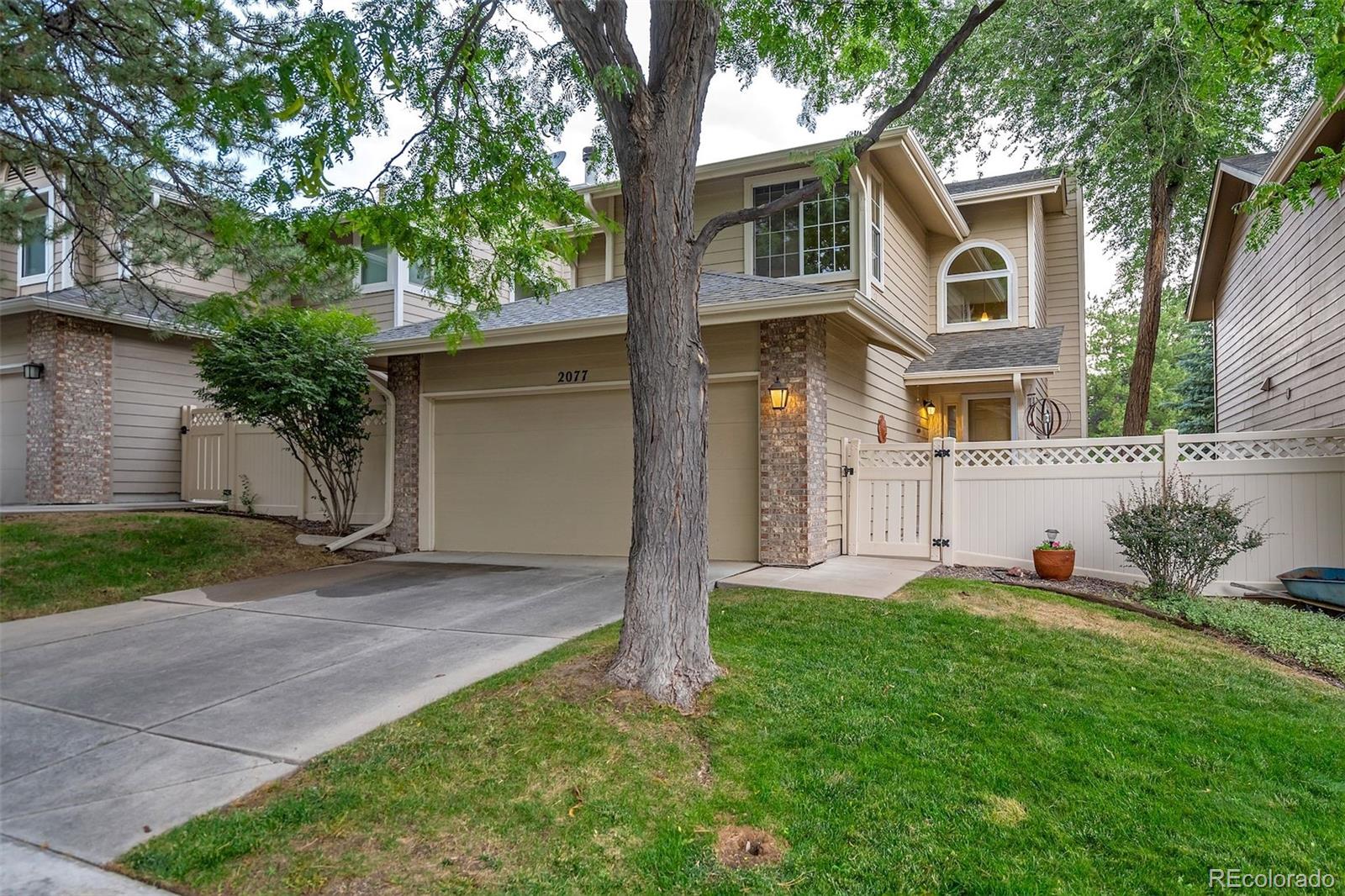 MLS Image #1 for 2077 e phillips place,littleton, Colorado
