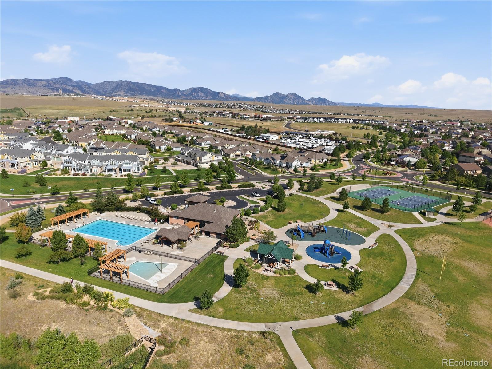 MLS Image #14 for 13881 w 87th drive,arvada, Colorado