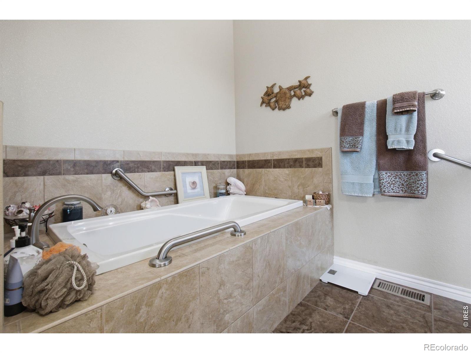 MLS Image #13 for 32709  bravo point,greeley, Colorado