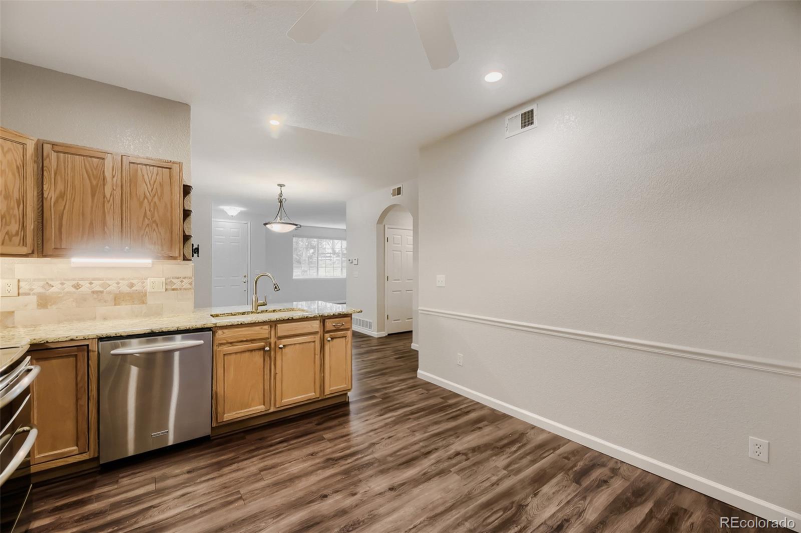 MLS Image #10 for 9856 w freiburg drive,littleton, Colorado
