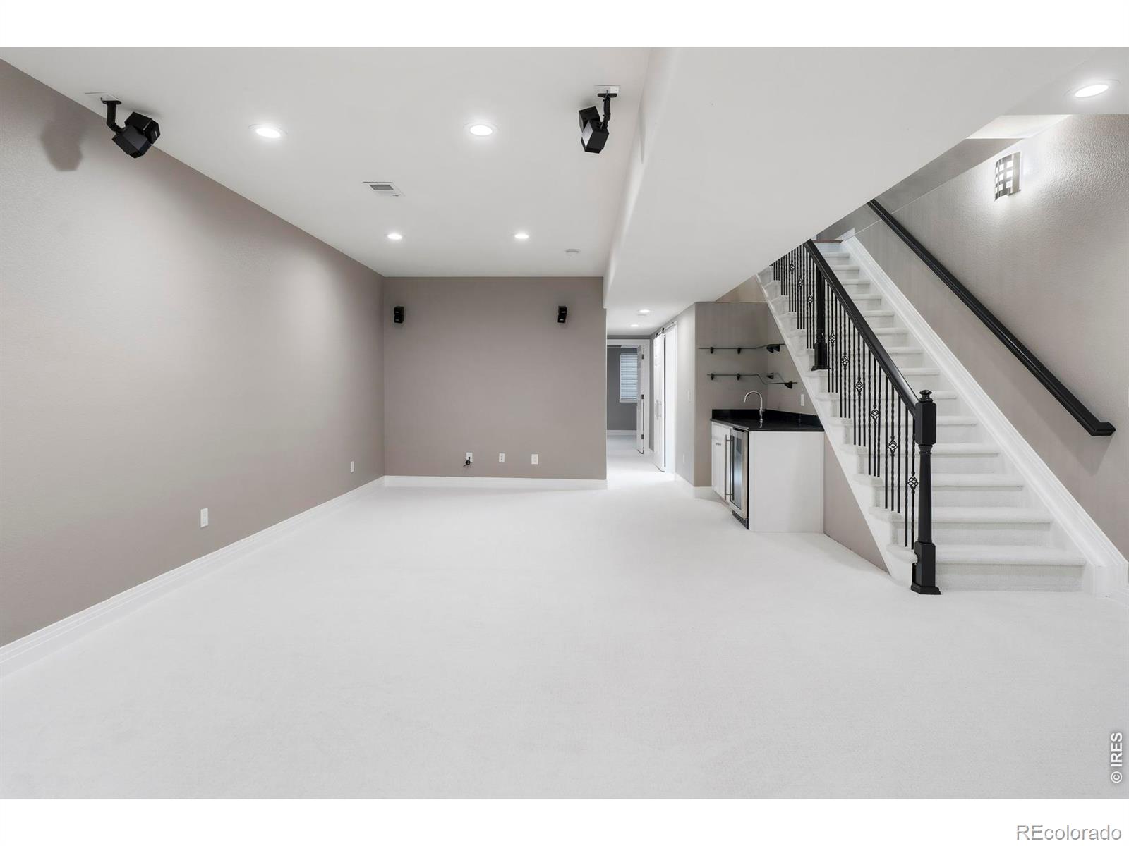 MLS Image #13 for 155 s garfield street,denver, Colorado