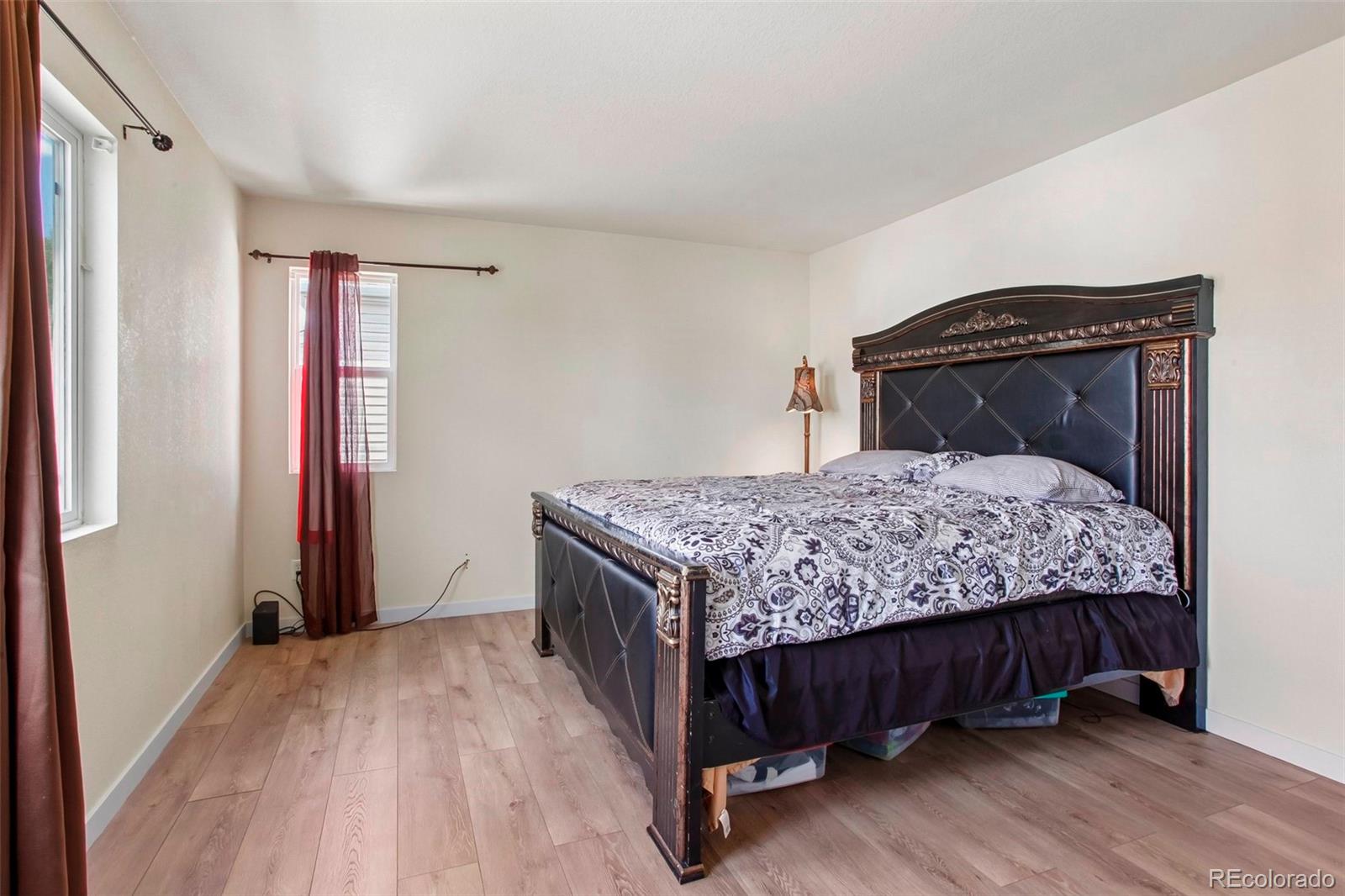 MLS Image #11 for 18634 e 45th place,denver, Colorado