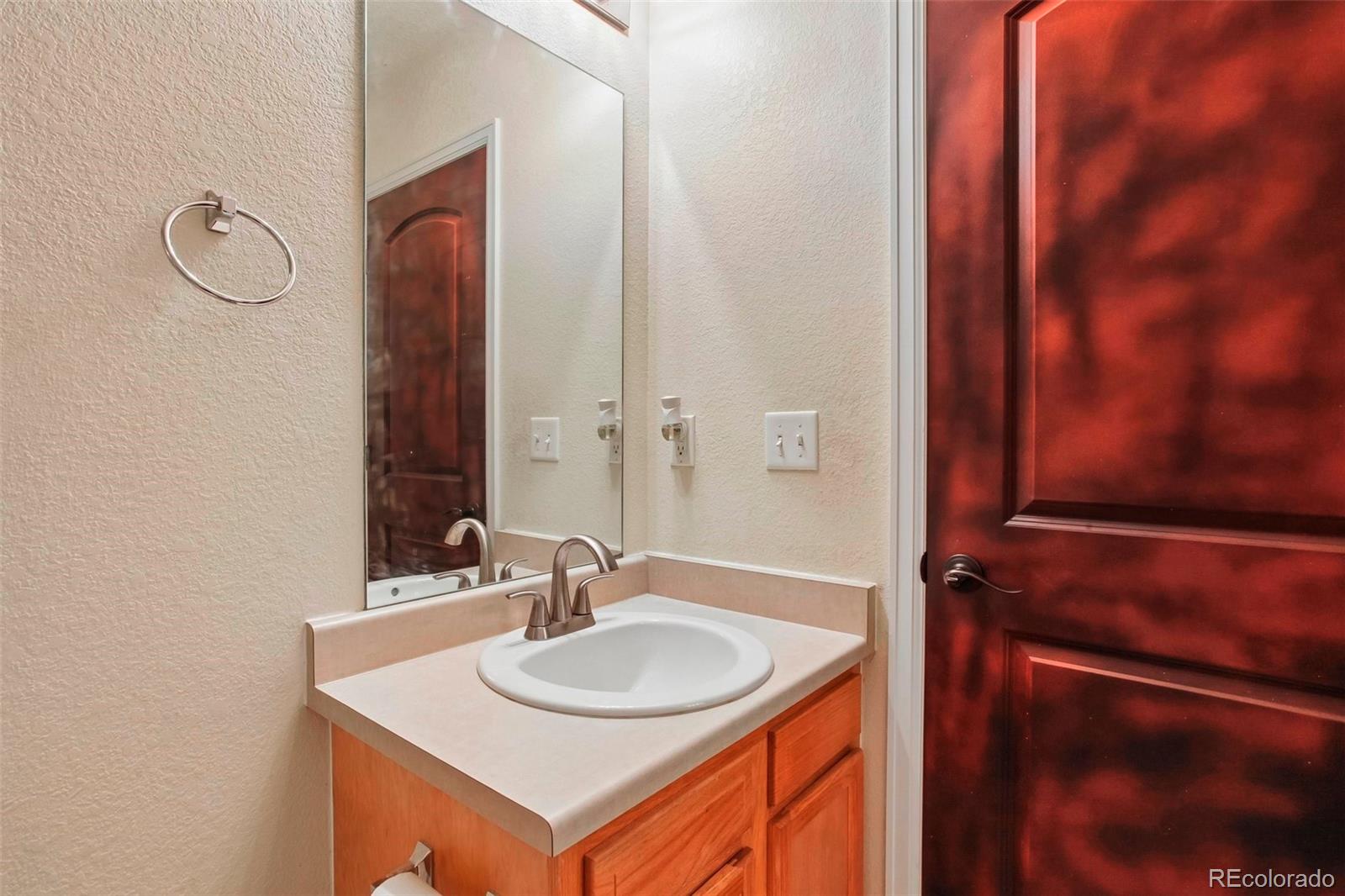 MLS Image #15 for 18634 e 45th place,denver, Colorado