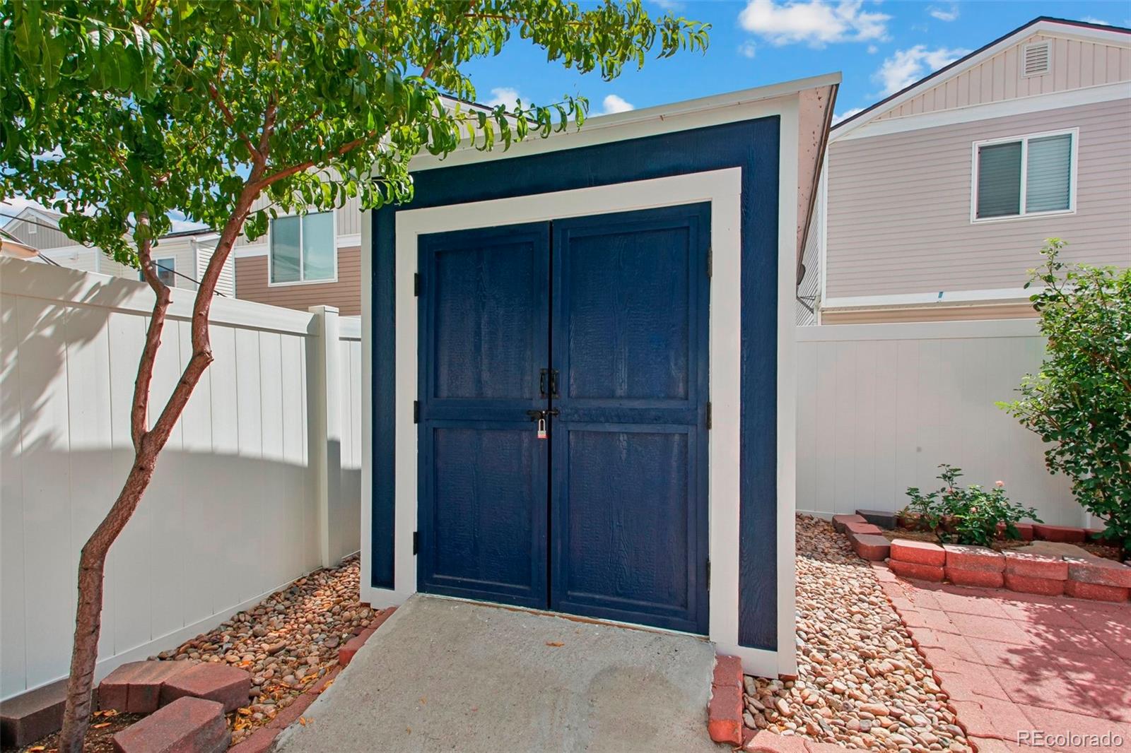 MLS Image #23 for 18634 e 45th place,denver, Colorado