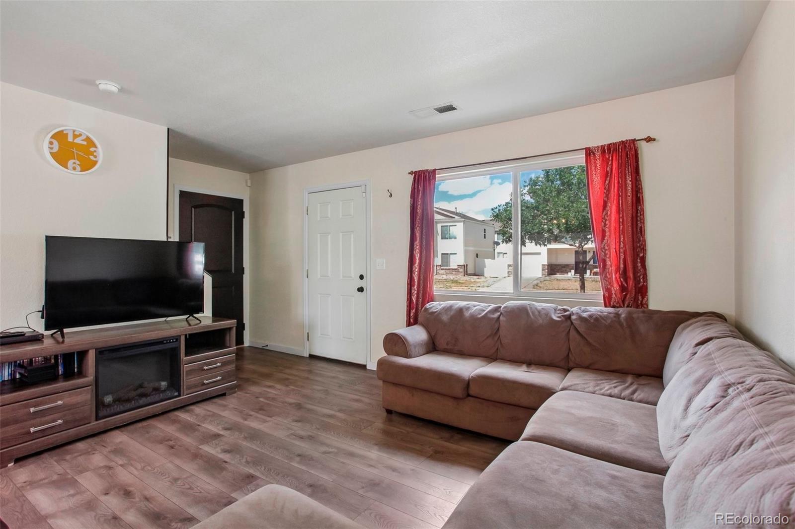 MLS Image #5 for 18634 e 45th place,denver, Colorado