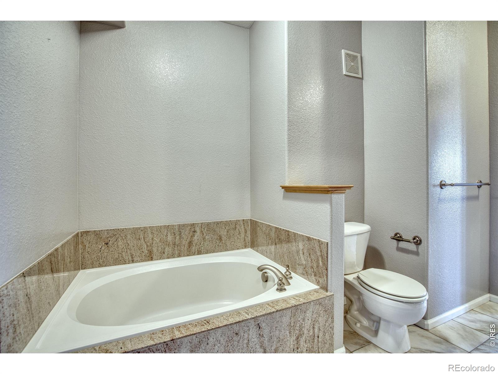 MLS Image #18 for 2239  calais drive,longmont, Colorado