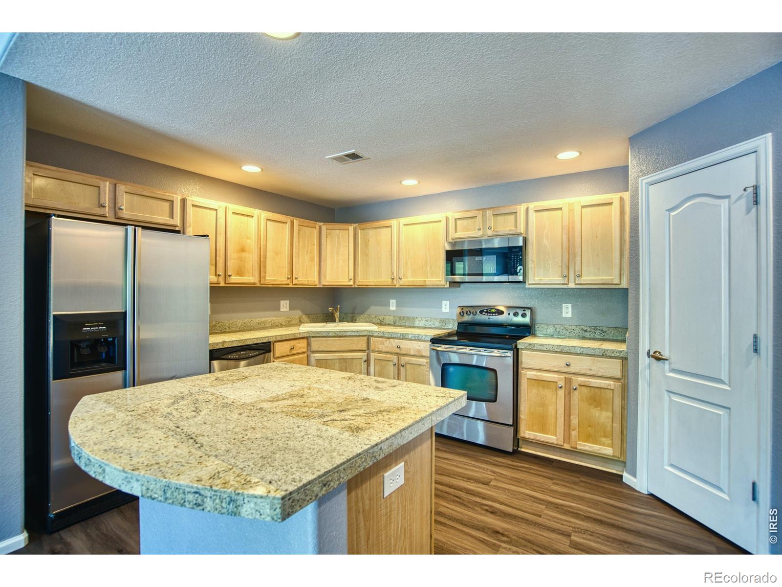 MLS Image #3 for 2239  calais drive,longmont, Colorado