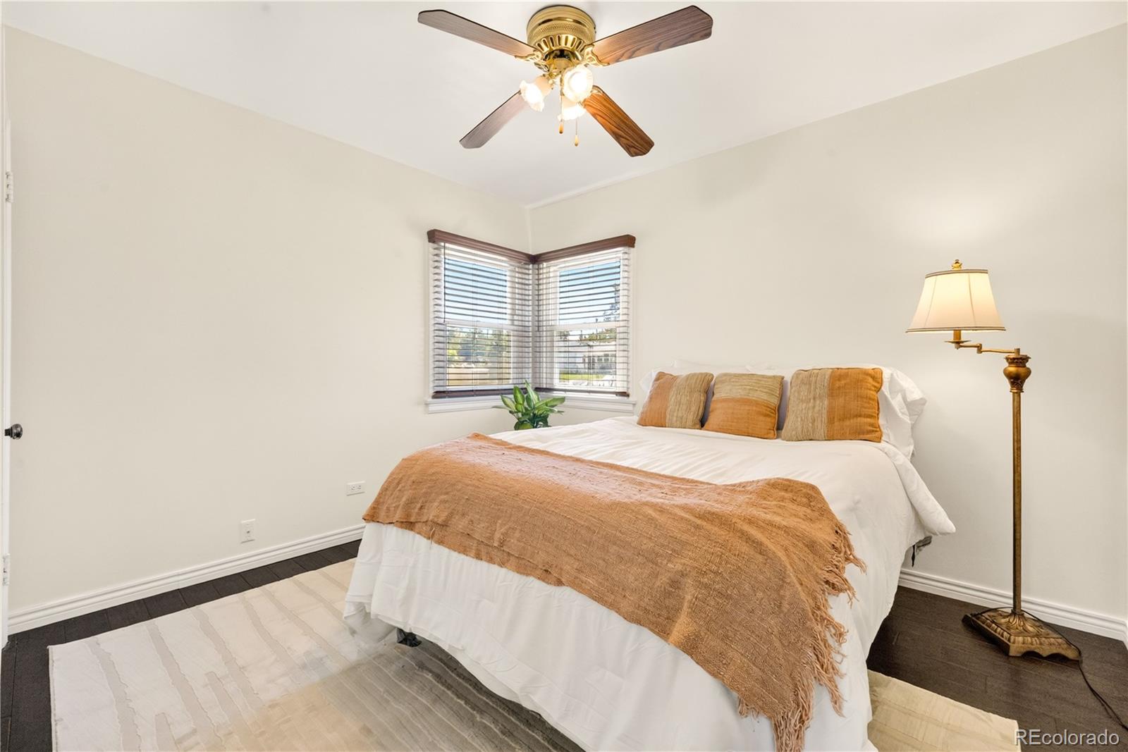 MLS Image #15 for 4574  wyandot street,denver, Colorado