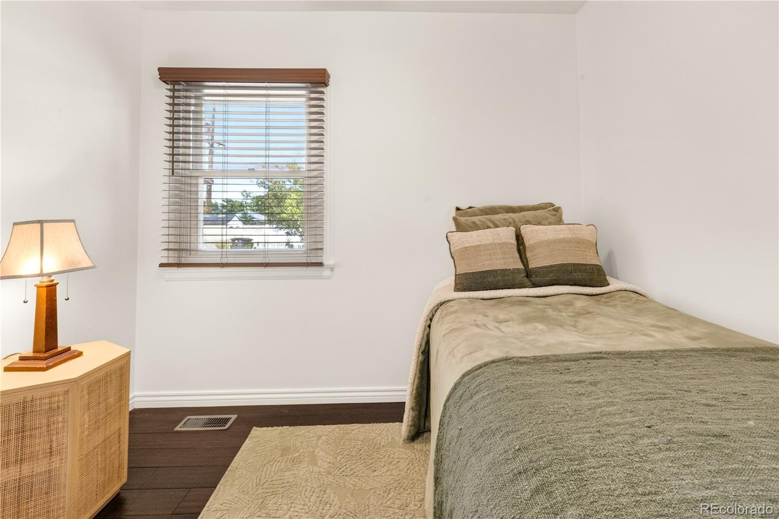 MLS Image #16 for 4574  wyandot street,denver, Colorado