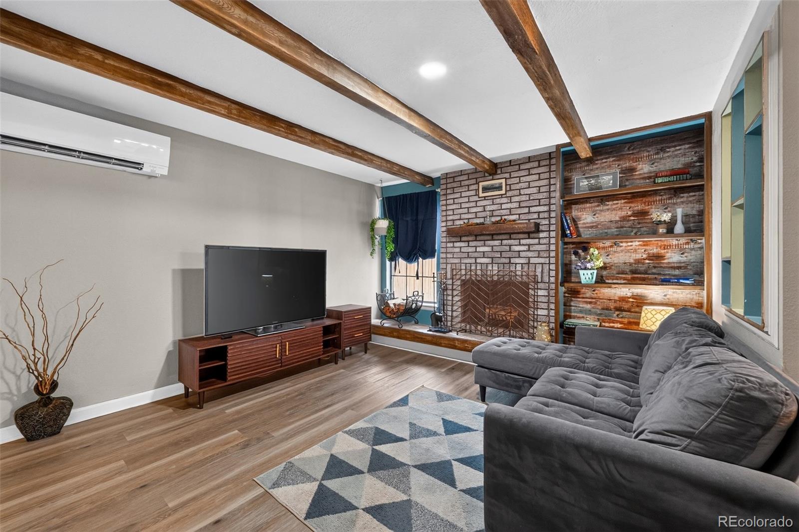 MLS Image #4 for 1341  dogwood lane,longmont, Colorado