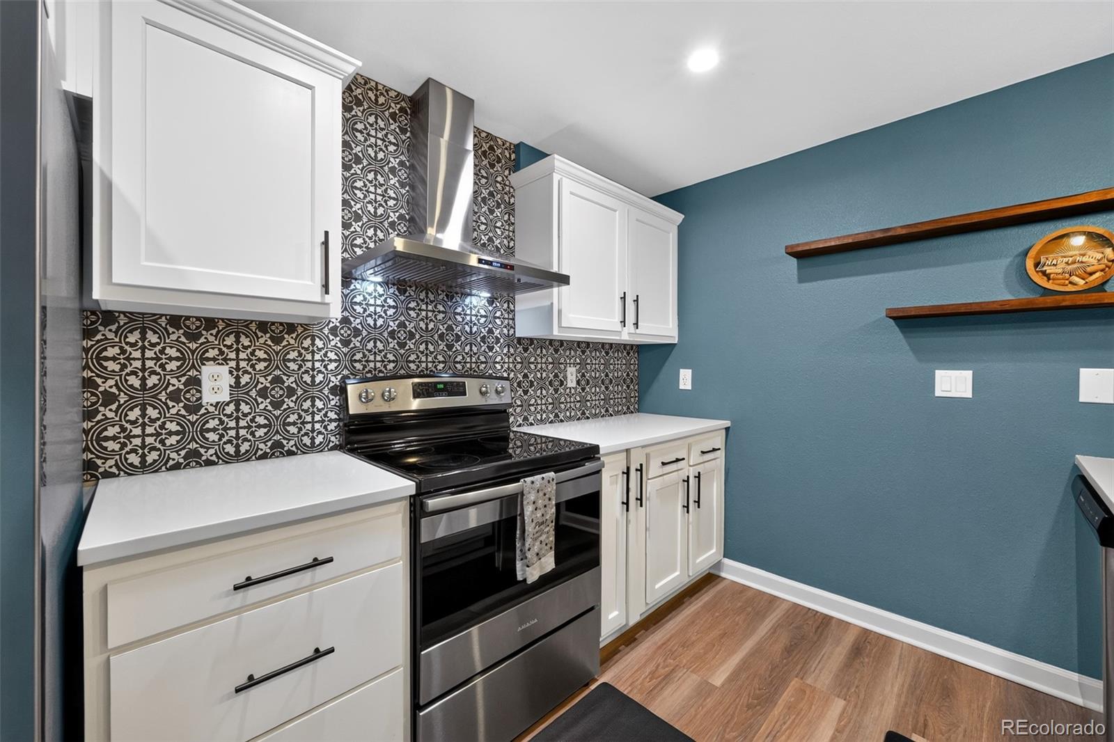 MLS Image #5 for 1341  dogwood lane,longmont, Colorado