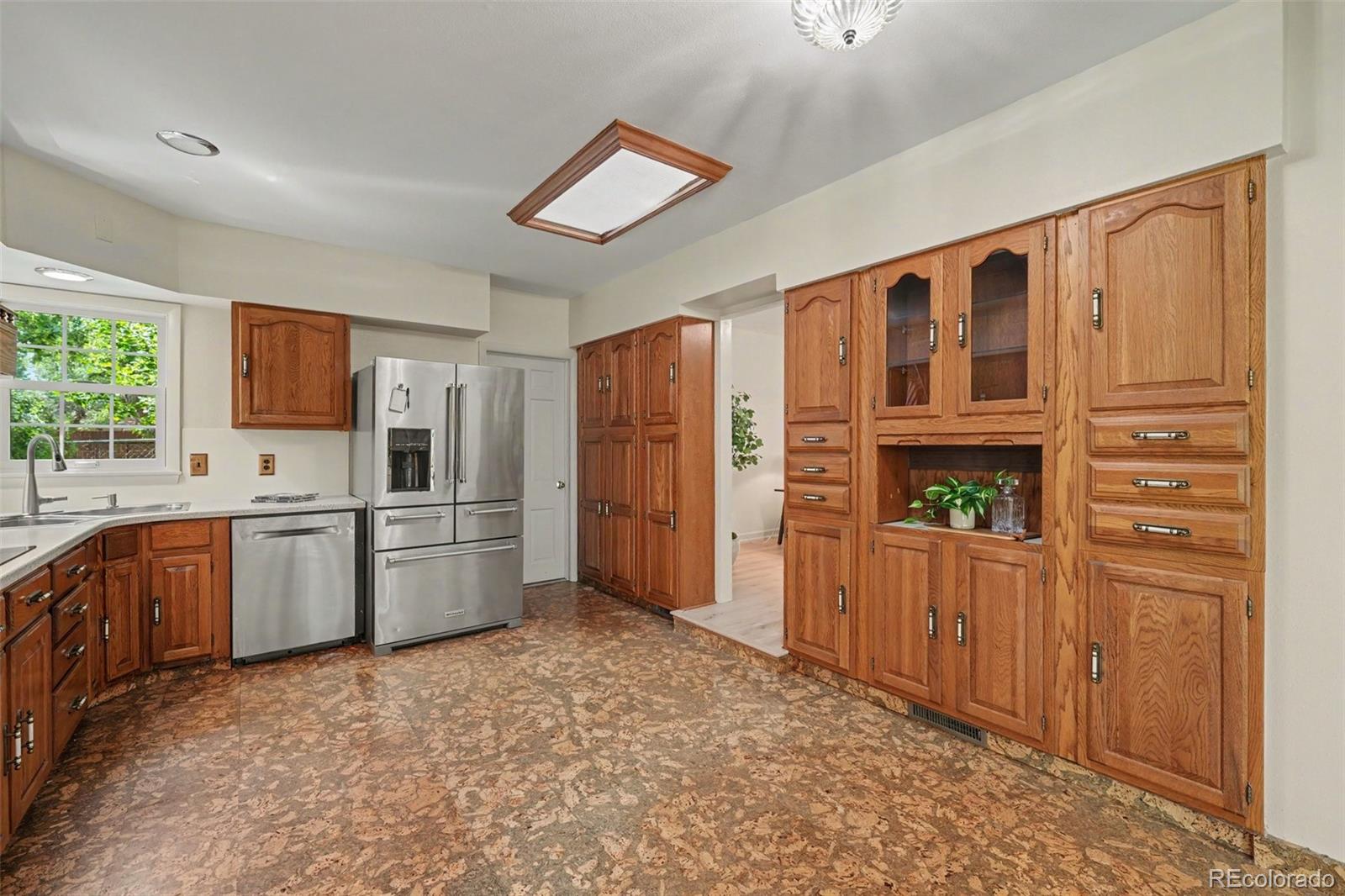 MLS Image #10 for 1924  21st avenue court,greeley, Colorado