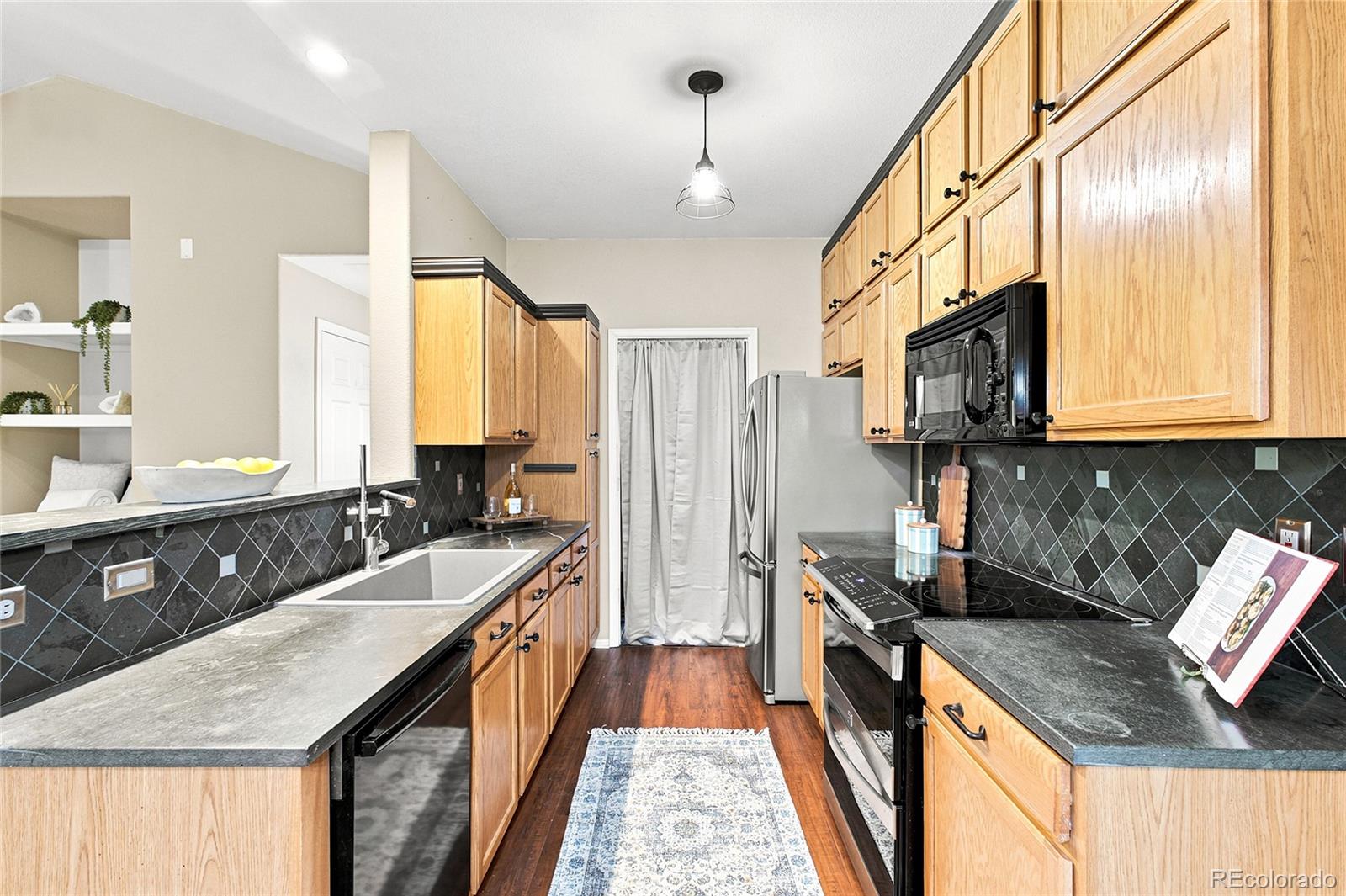 MLS Image #11 for 8481 w union avenue 2-201,littleton, Colorado