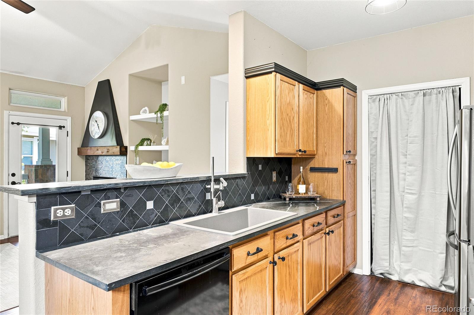 MLS Image #12 for 8481 w union avenue 2-201,littleton, Colorado