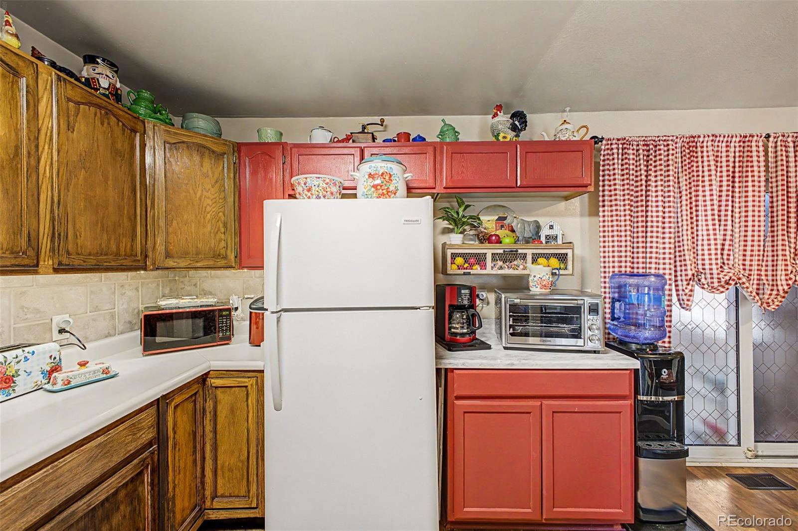MLS Image #14 for 381  el paso court,denver, Colorado
