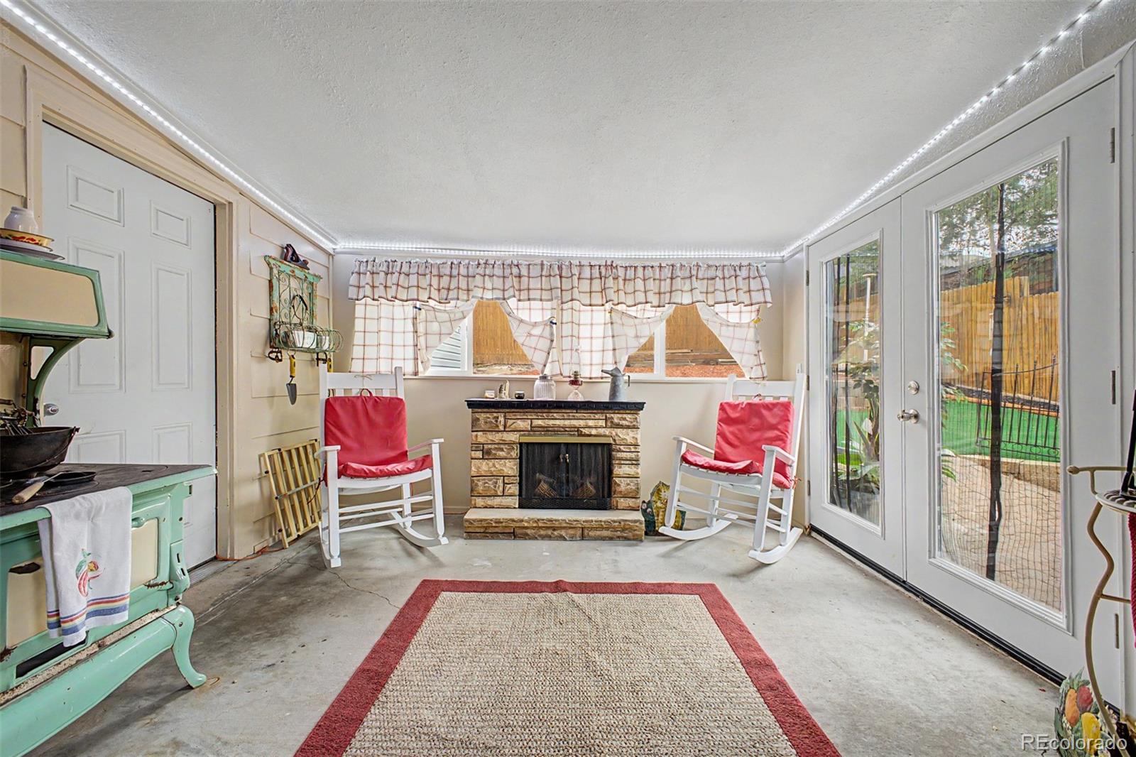 MLS Image #28 for 381  el paso court,denver, Colorado