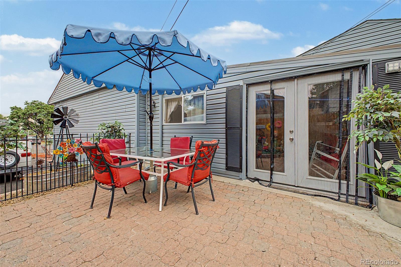 MLS Image #29 for 381  el paso court,denver, Colorado