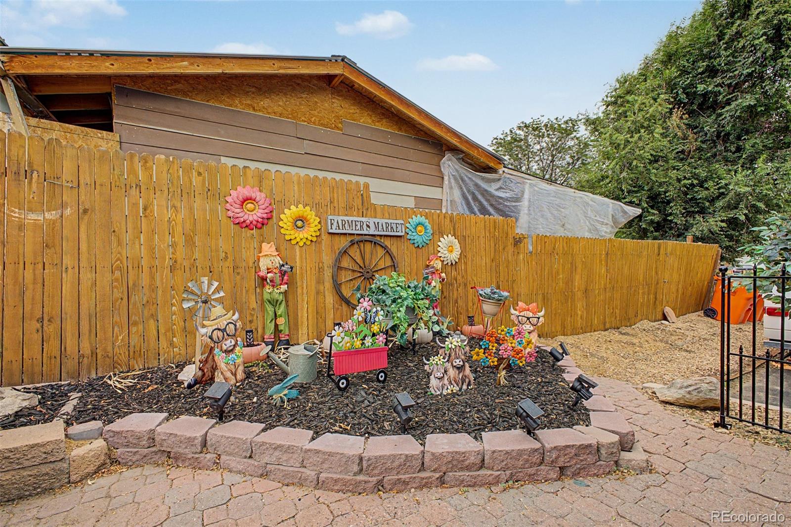 MLS Image #32 for 381  el paso court,denver, Colorado