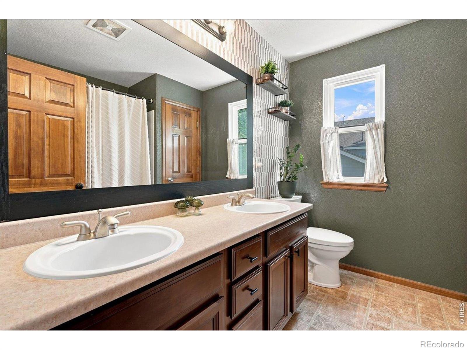 MLS Image #20 for 418  expedition lane,johnstown, Colorado