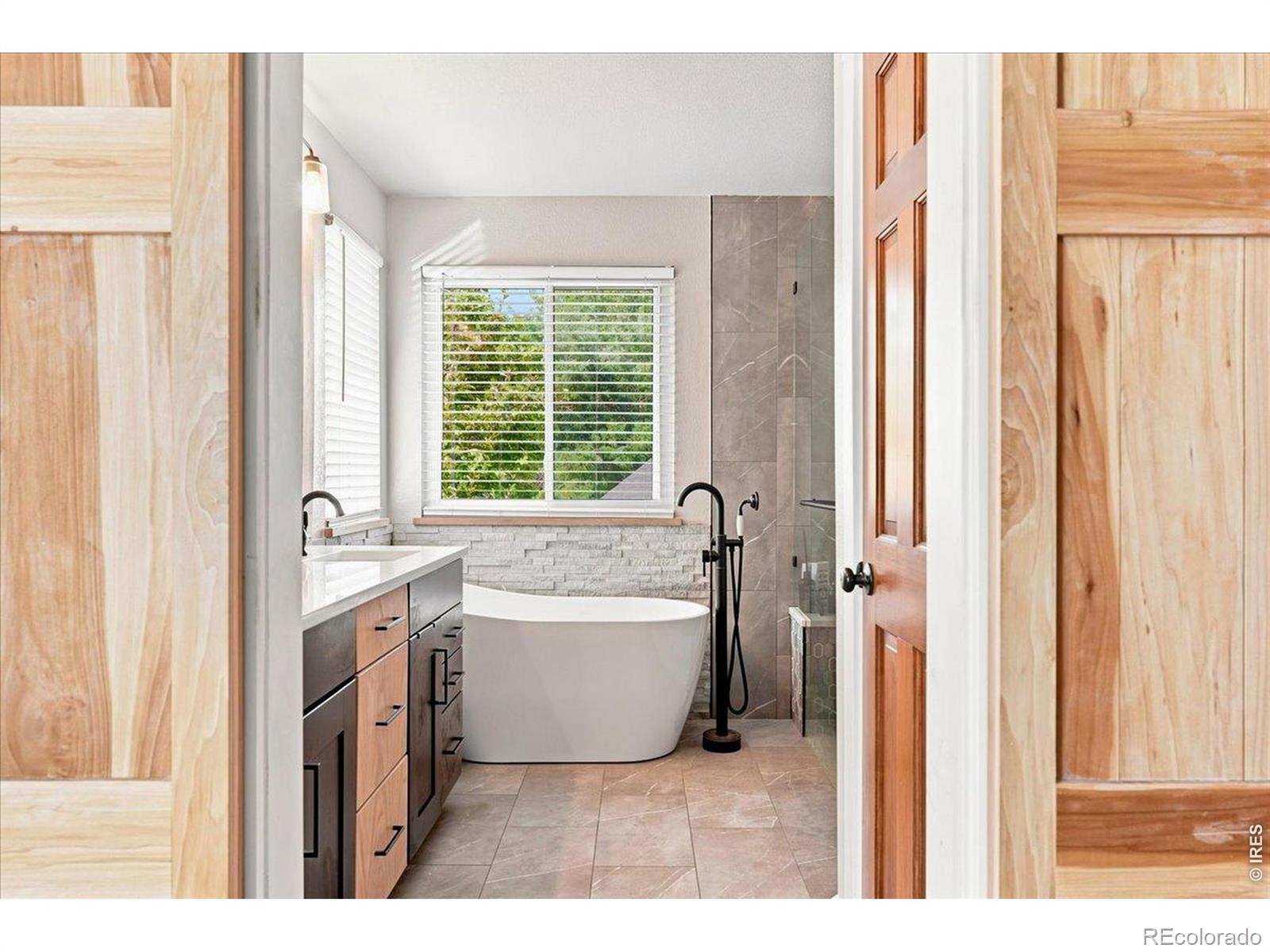 MLS Image #26 for 418  expedition lane,johnstown, Colorado