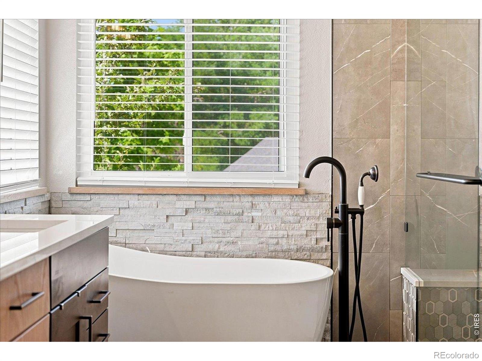 MLS Image #27 for 418  expedition lane,johnstown, Colorado
