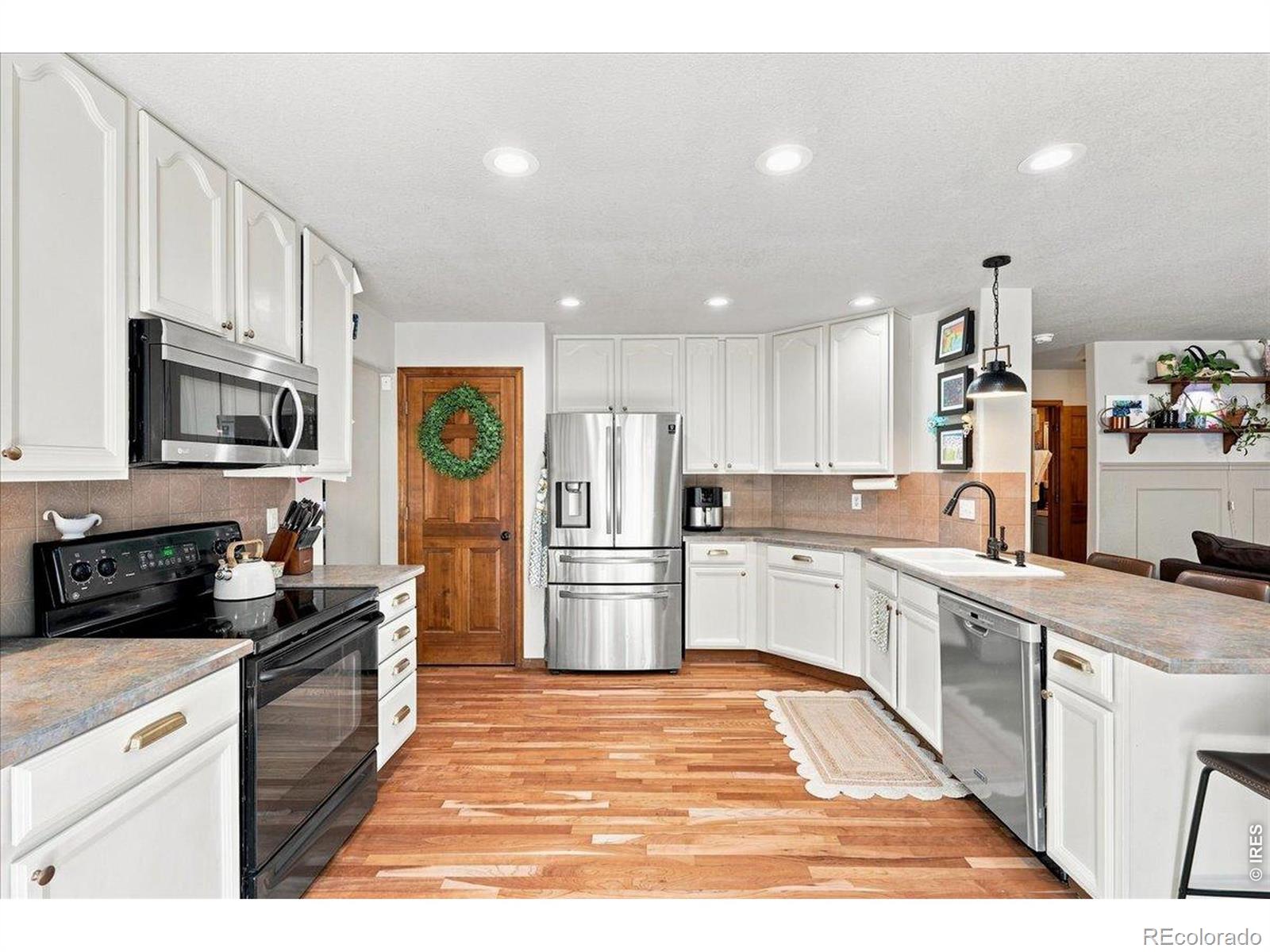 MLS Image #9 for 418  expedition lane,johnstown, Colorado