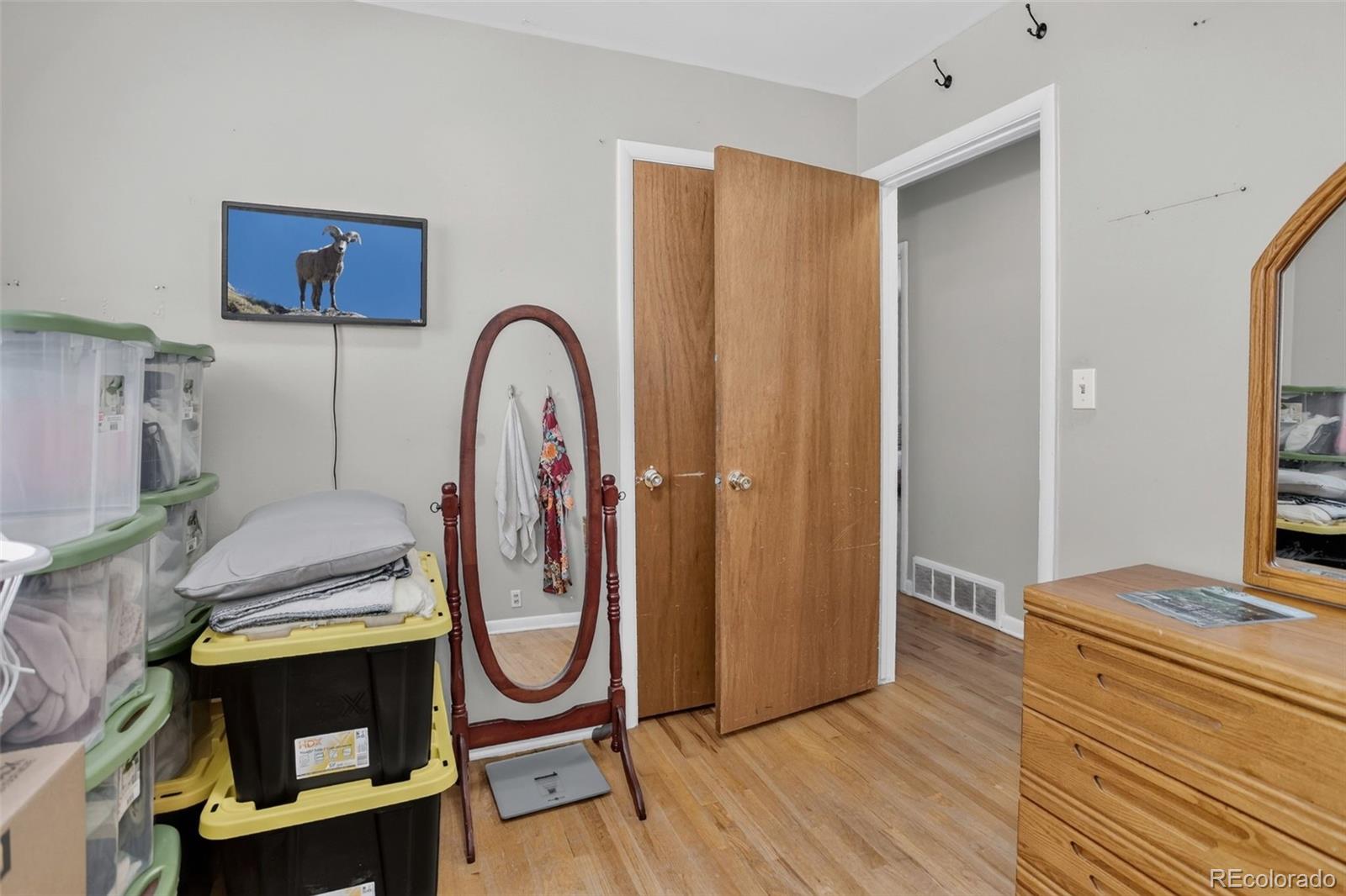 MLS Image #22 for 2940 w saratoga avenue,englewood, Colorado