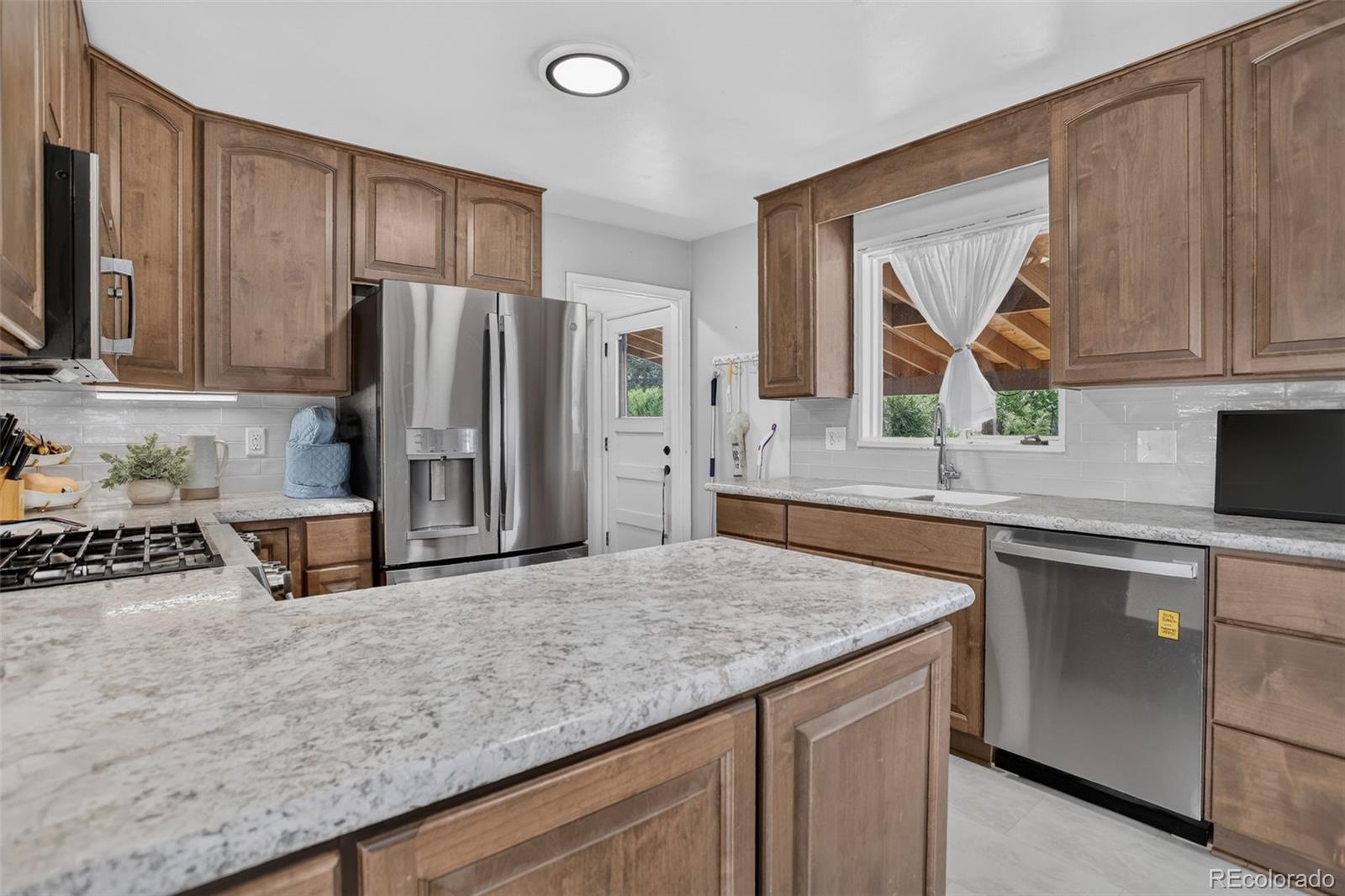 MLS Image #7 for 2940 w saratoga avenue,englewood, Colorado