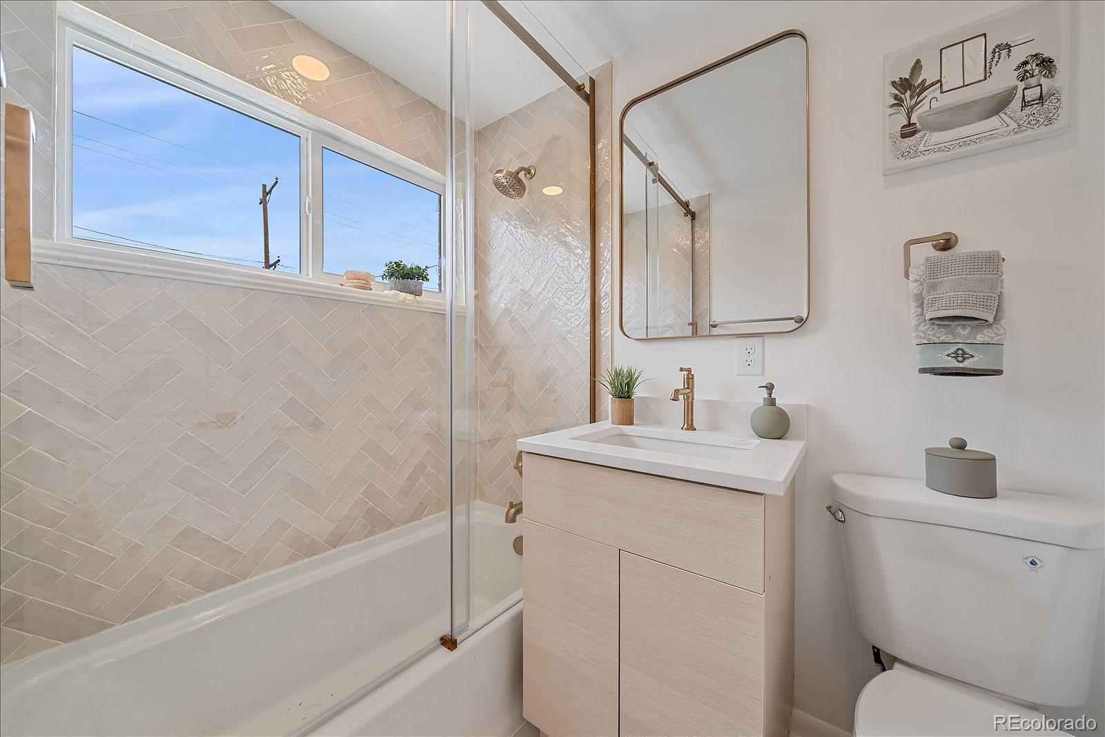 MLS Image #13 for 2651  albion street,denver, Colorado