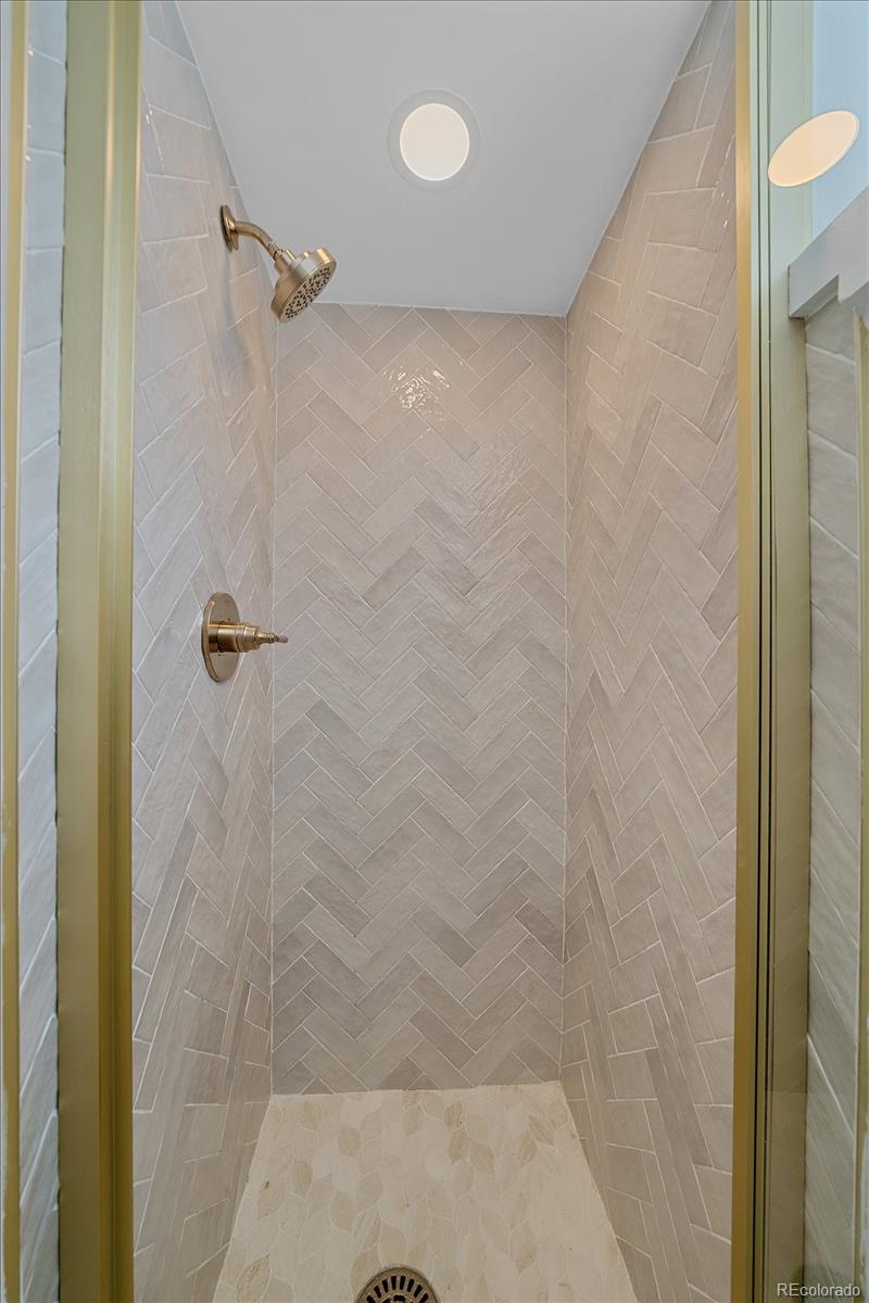 MLS Image #19 for 2651  albion street,denver, Colorado